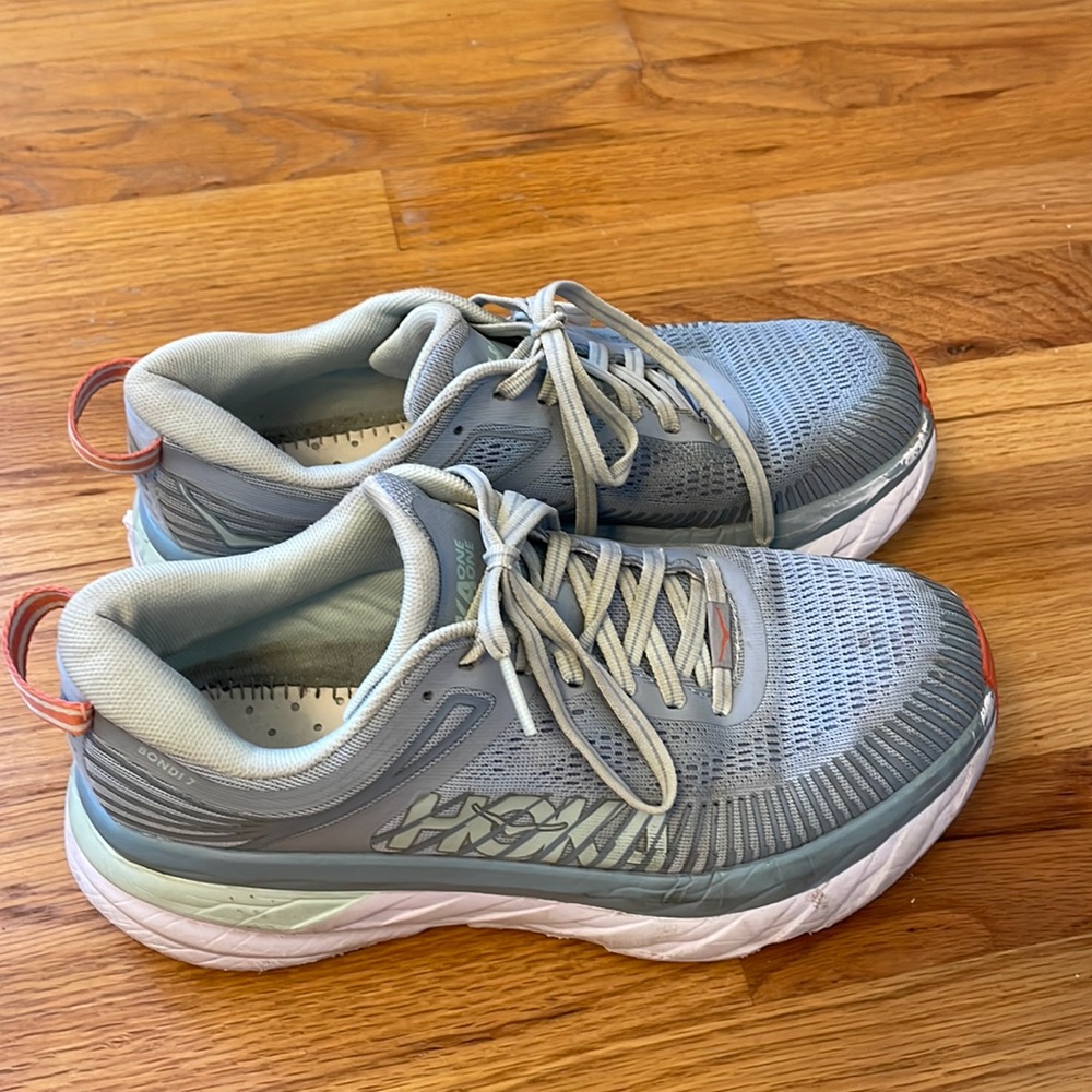Used hoka bondi 7